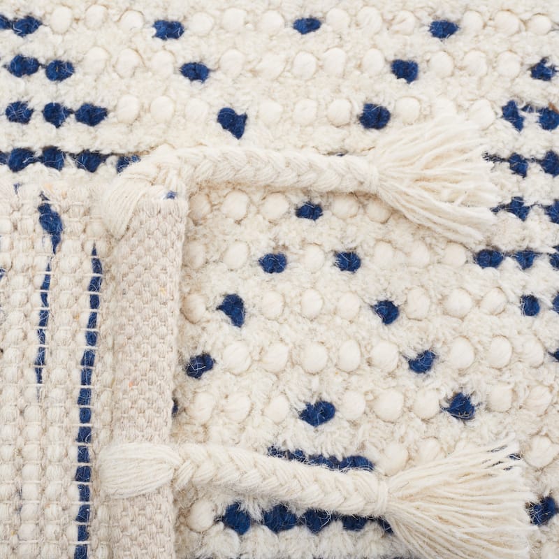 SAFAVIEH Handmade Natura Laura Trellis Wool Rug