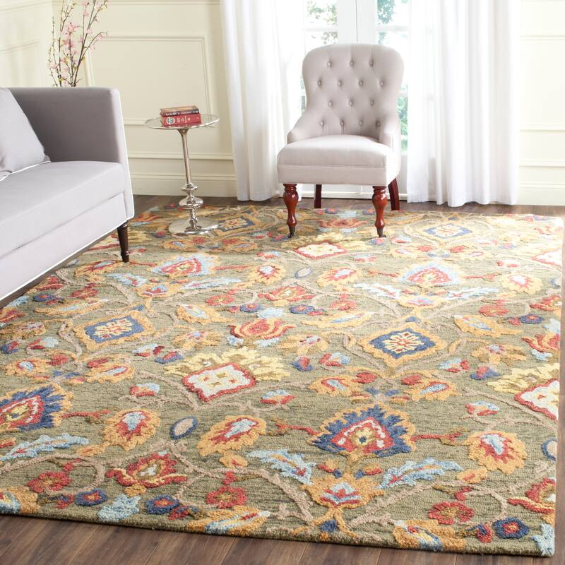 SAFAVIEH Fiorello Handmade Blossom French Country Wool Area Rug - 6' x 9' - Green/Multi