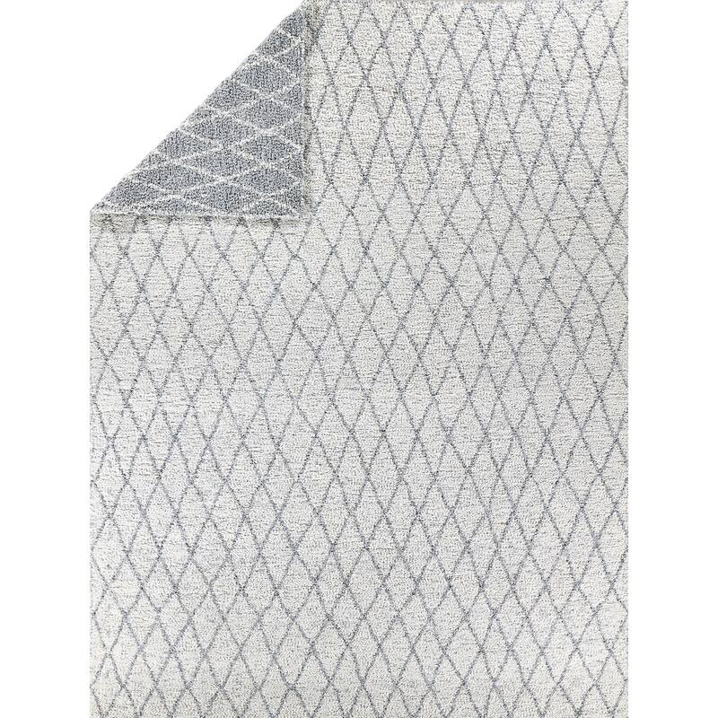 Giorgio Indoor Outdoor Reversible Grey/Ivory Area Rug.