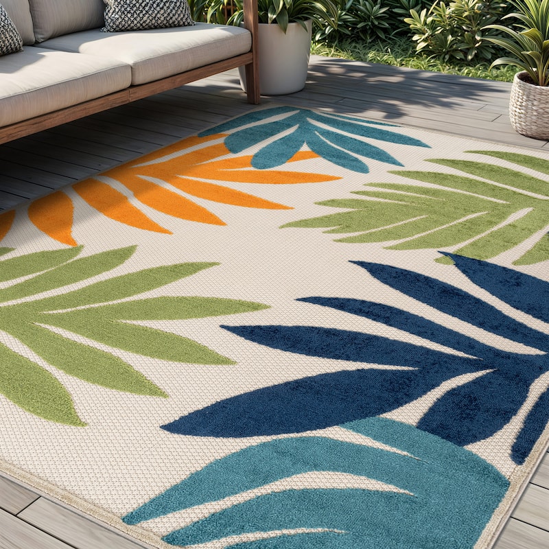 World Rug Gallery Indoor/Outdoor High-Low Textured Area Rug, Palm Easy-Clean Patio Rug