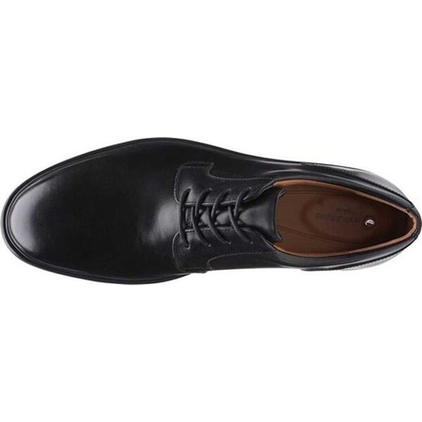 un tailor tie clarks