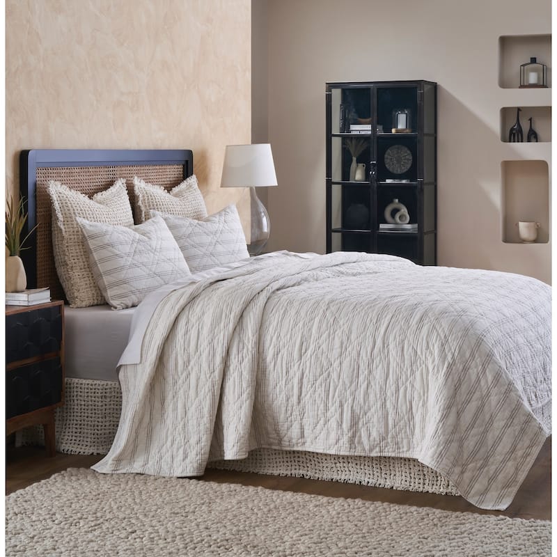 Henry Linen Quilt