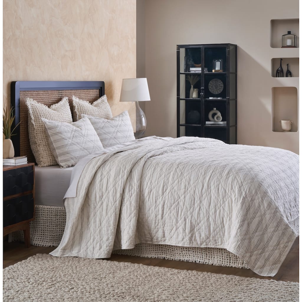 Henry Linen Quilt