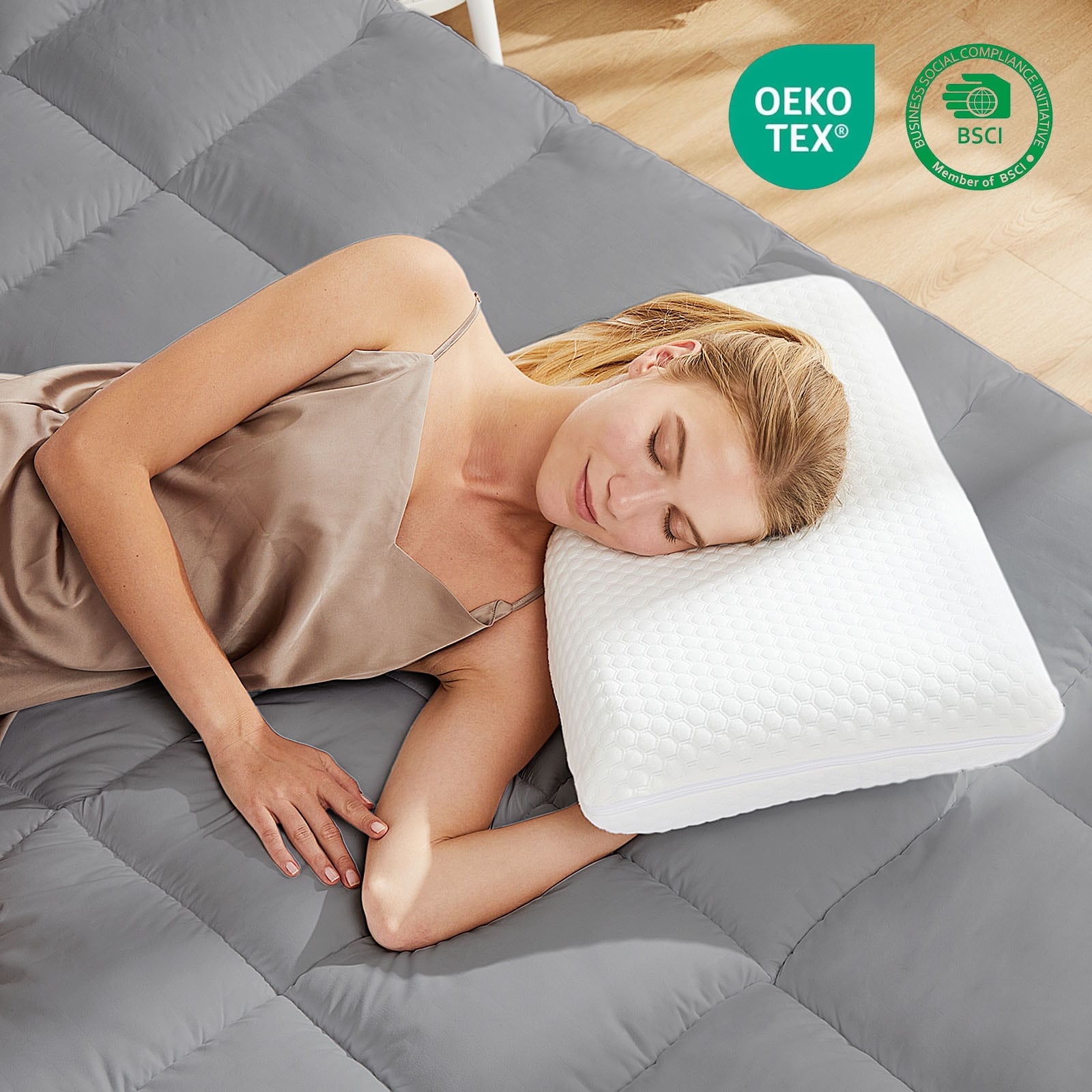 Memory Foam Pillow for Sleeping Cooling Pillows Hotel Quality Pillow Cooling Gel for Side Back Stomach Sleepers White