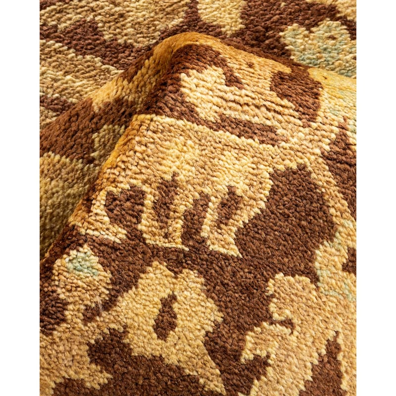 Overton Handknotted Wool Contemporary Floral Red Area Rug - 6' x 9'