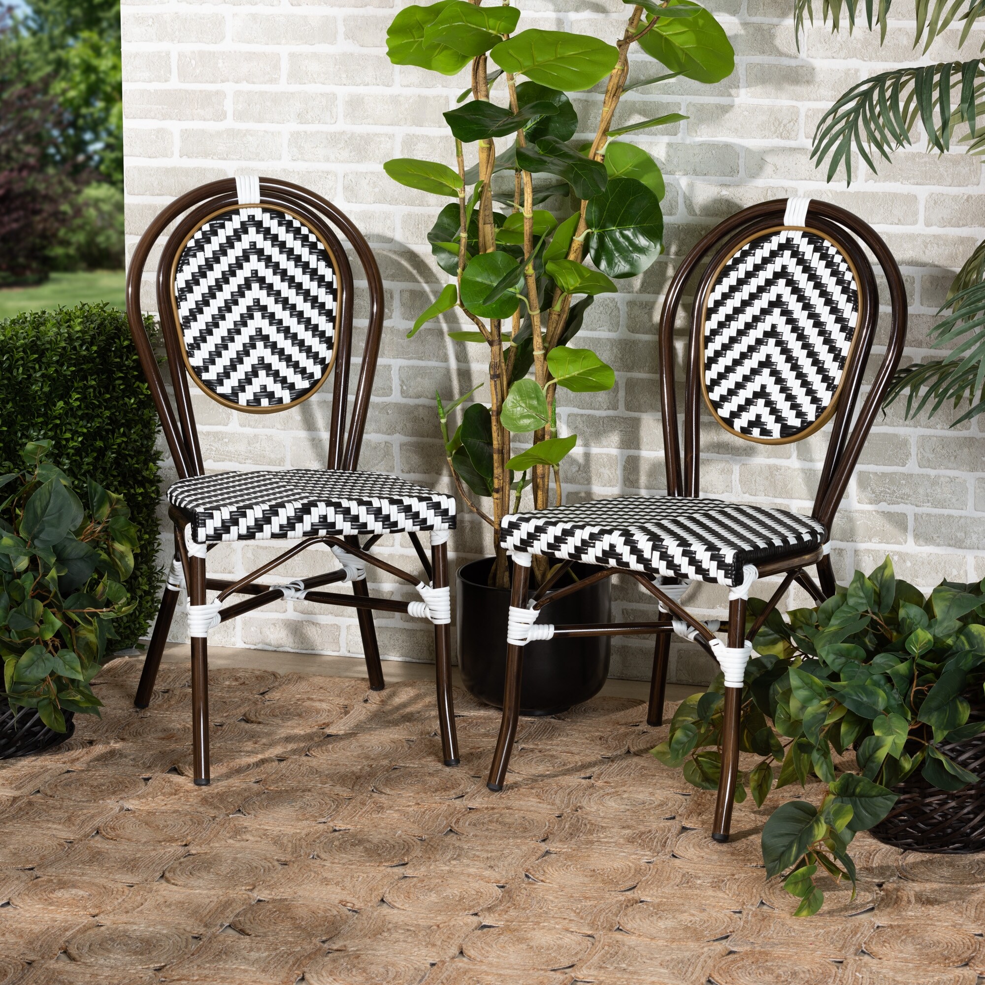Nuu garden 2pc iron sale dining chairs without cushions