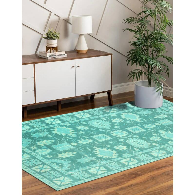 Green Traditional Oriental Overdyed Area Rug - Elegant and Timeless Design - 6' Round