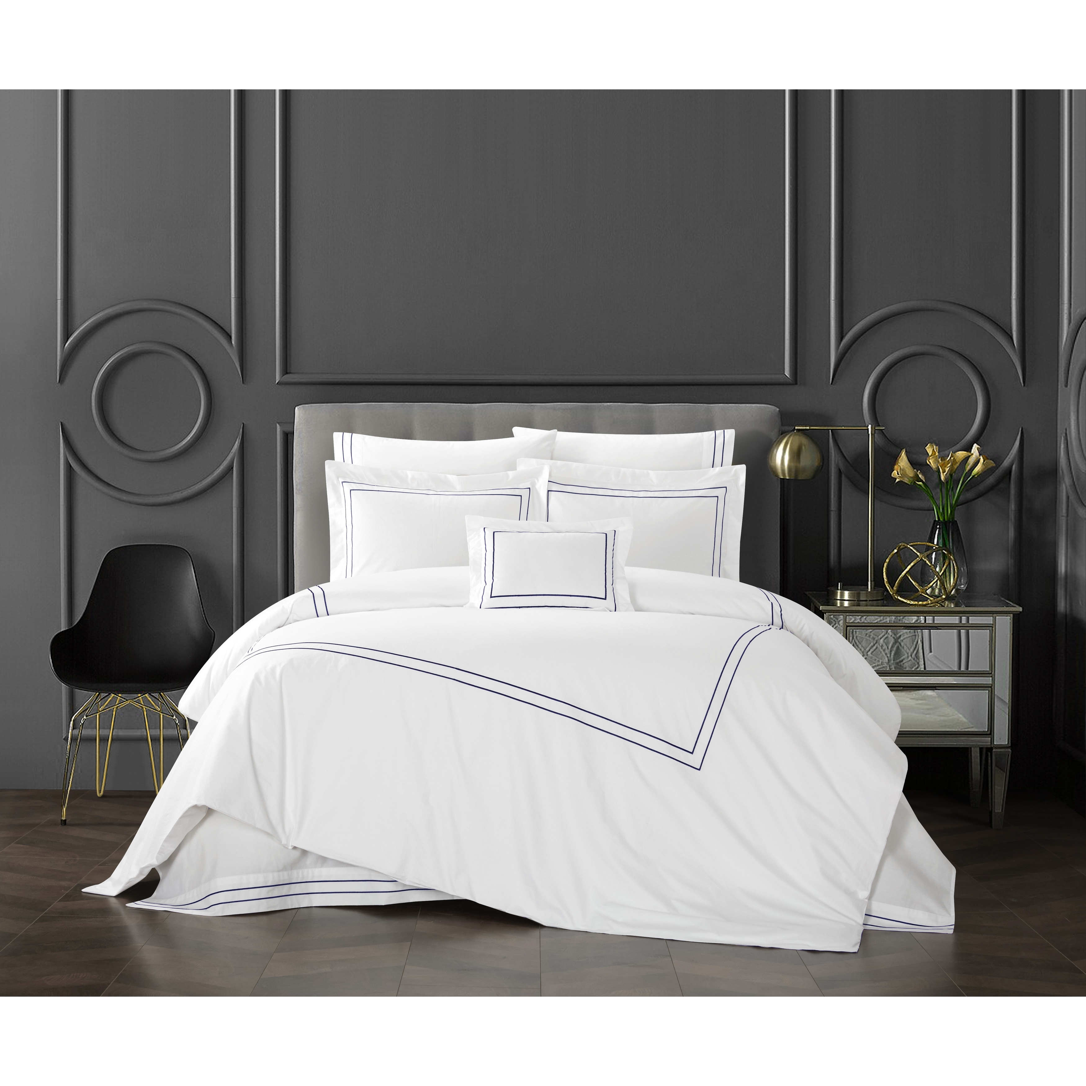 Cotton bed in top a bag queen