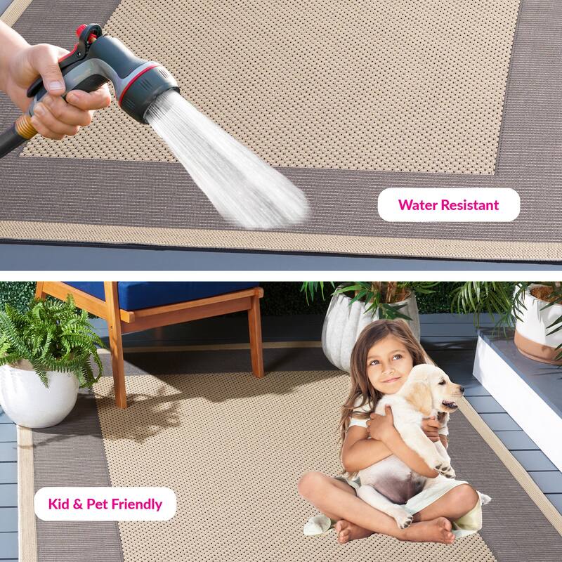 SAFAVIEH Courtyard Gwenneth Indoor/Outdoor Waterproof Patio Backyard Rug