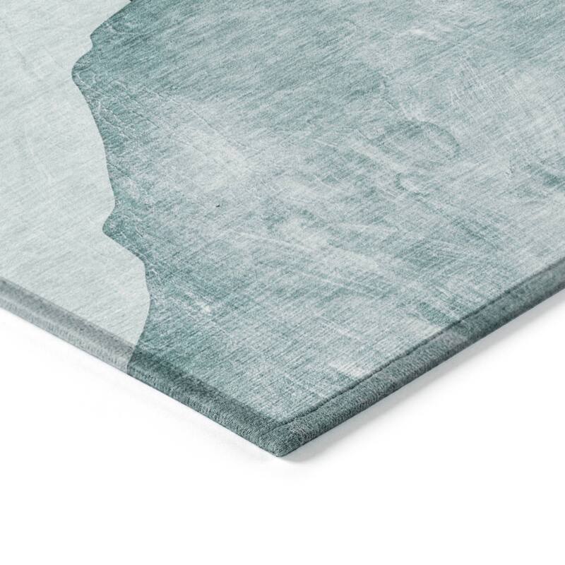 Machine Washable Indoor/ Outdoor Modern Abstract Chantille Rug