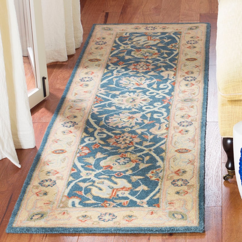 SAFAVIEH Handmade Antiquity Zuriñe Traditional Oriental Wool Rug - 2'3" x 12' Runner - Blue
