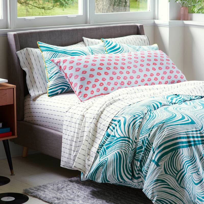Novogratz by Utica Zebra Marble Teal Comforter Set