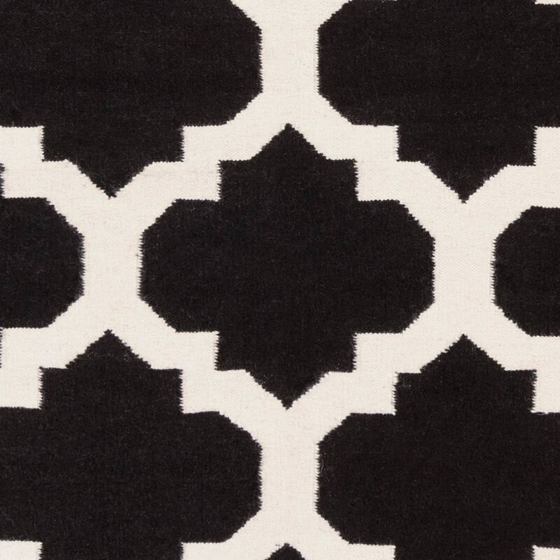 Hand-Woven Esme Moroccan Trellis Reversible Flatweave Wool Rug - 4' x 6'