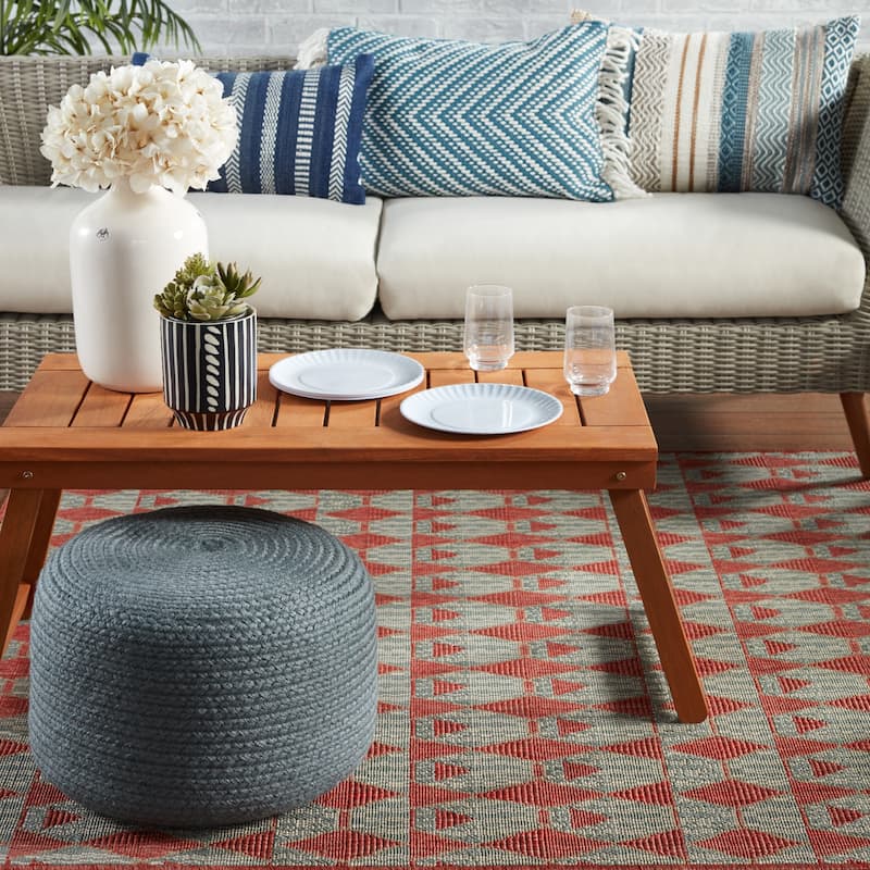 Jaipur Living Saba Solar Round Indoor/Outdoor Polyester Pouf Ottoman/Foot Stool - 18"X18"X12"