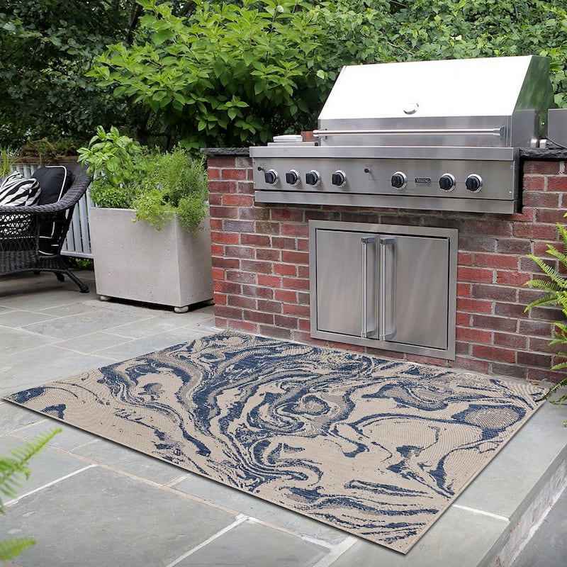 Sevita Abstract Oasis Indoor Outdoor Rug - 5'3" x 7'