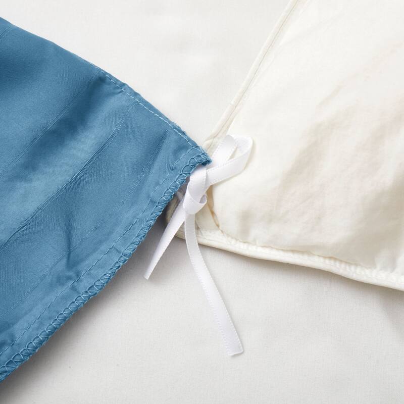 Clipped Jacquard Geometric Duvet Cover & Pillowcase Set