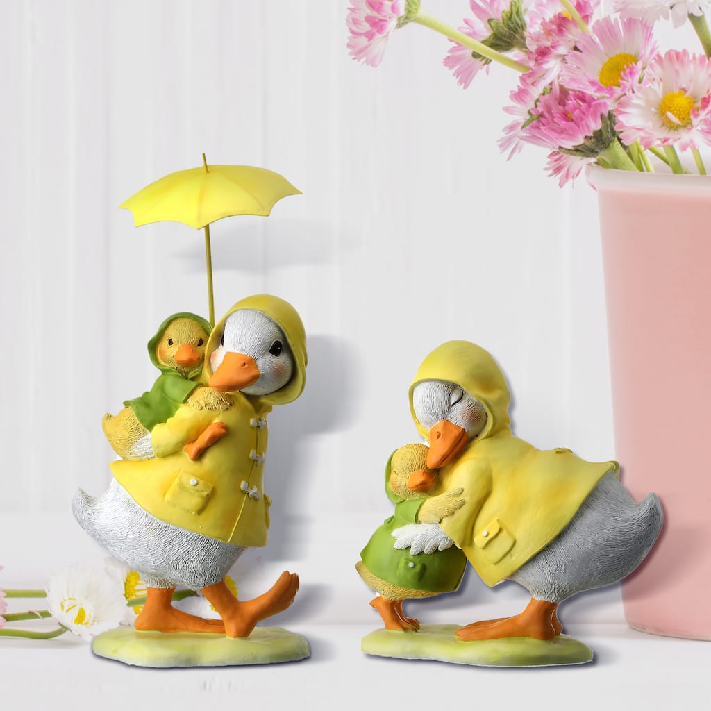 Resin Raincoat Ducks 5.5-6" Set of 2 - 6"