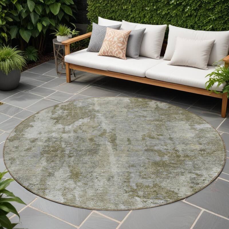 Allus Unique Abstract Weather Resistant Timeless Fusion Outdoor Rug - 8' Round - Green