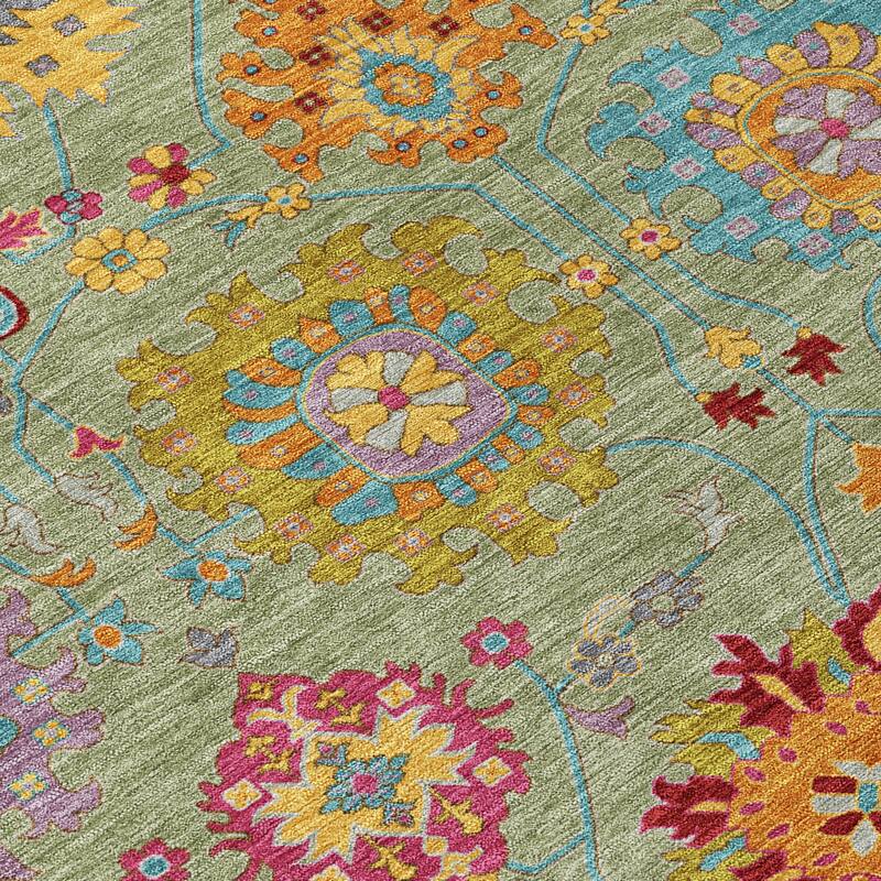 Machine Washable Indoor/ Outdoor Traditional Kashan Chantille Rug