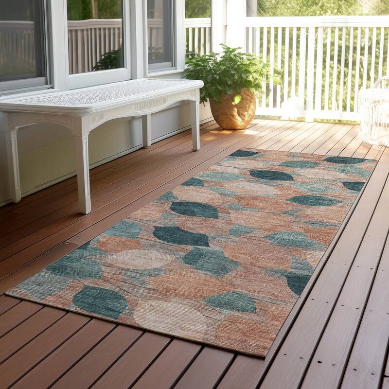 Machine Washable Indoor/ Outdoor Floral Mila Chantille Rug - Copper - 2'3" x 7'6"