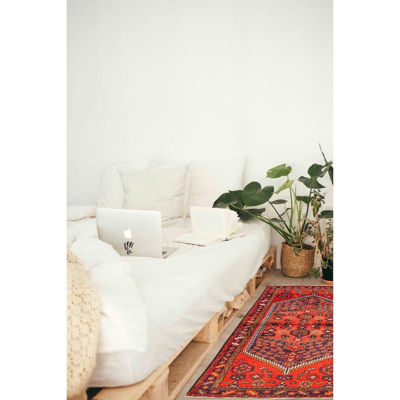 ECARPETGALLERY Hand-knotted Andelz Red Wool Rug - 4'2 x 6'3