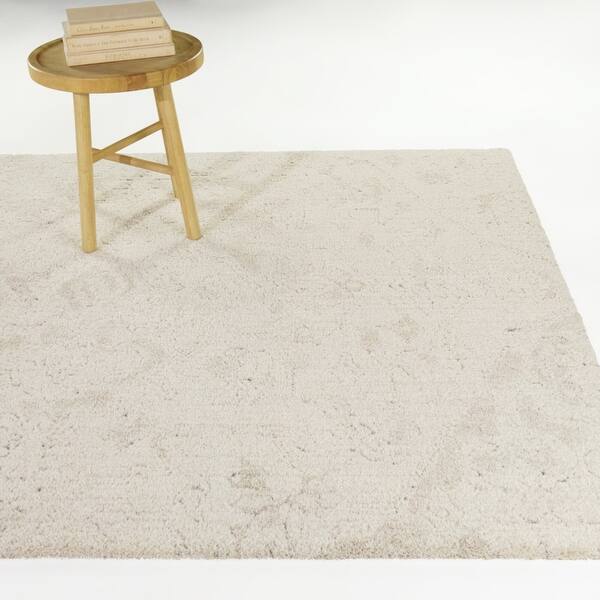 slide 2 of 5, Pelagon Distressed Traditional Area Rug 5'3" x 7' - Grey