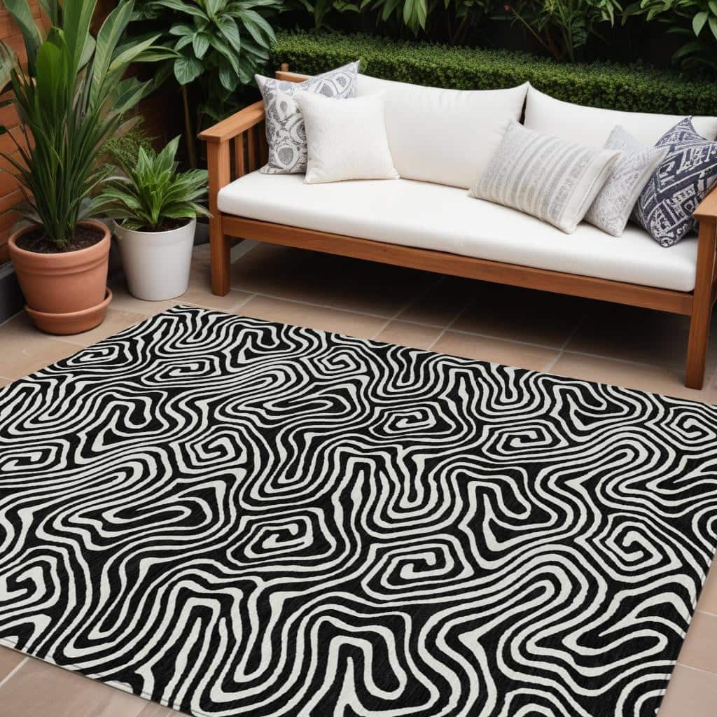 HomeRoots Abstract Transitional Rectangle Outdoor Rug