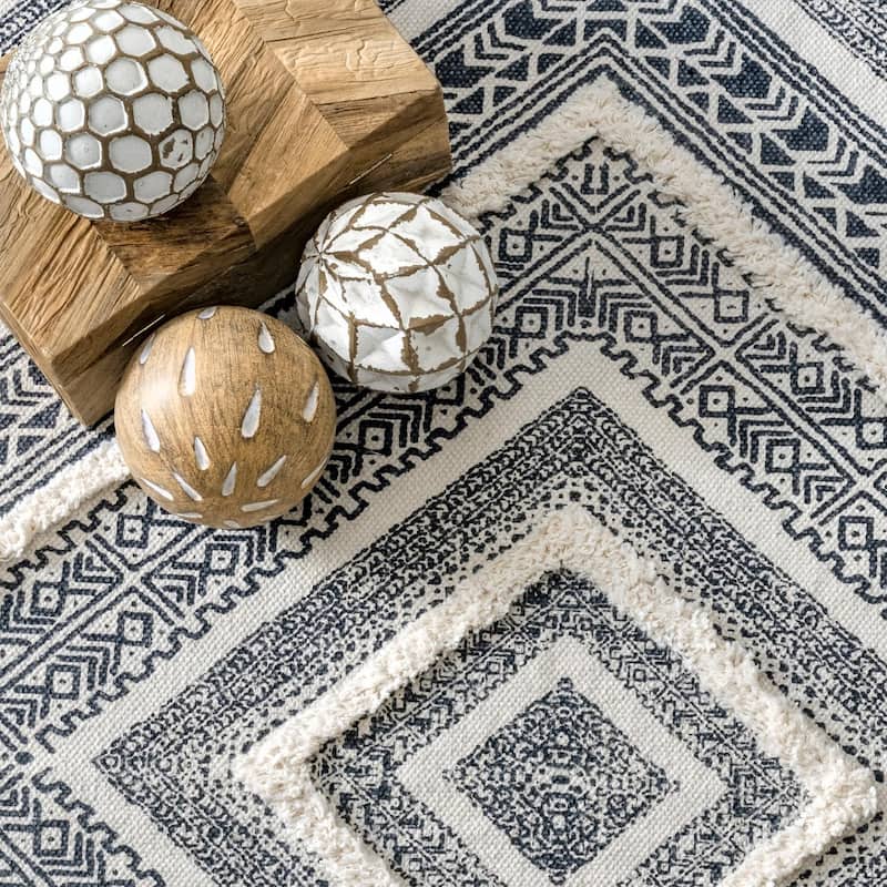 Nuloom Geometric Nichola Greek Eye Trellis Area Rug