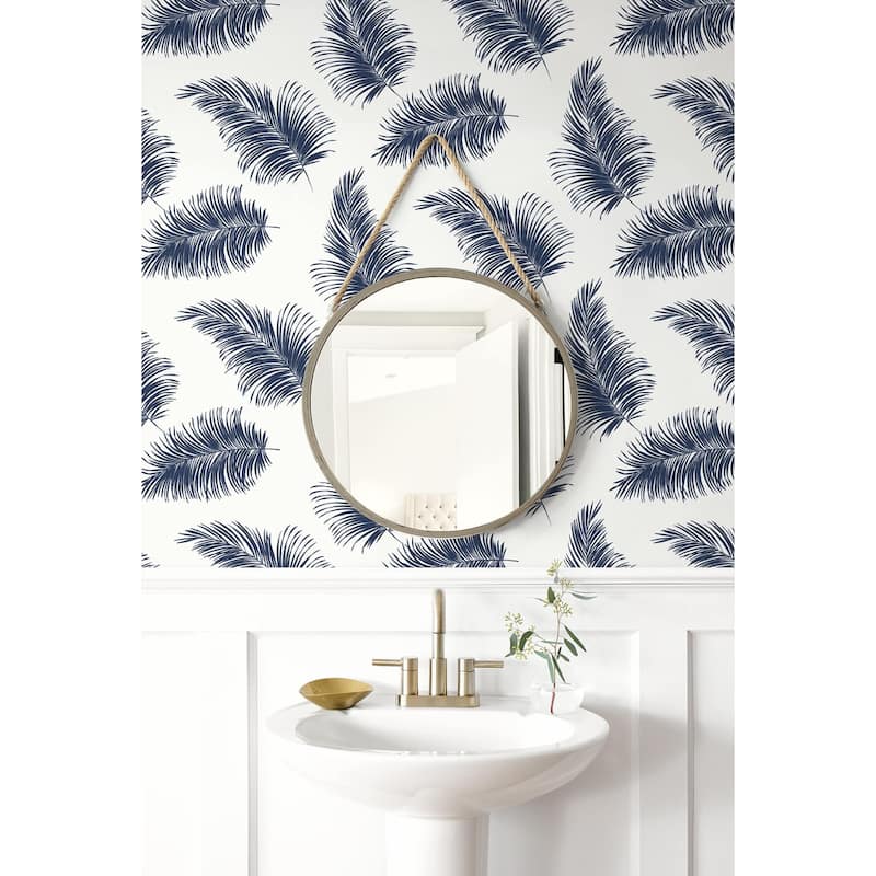 Luxe Haven Tossed Palm Peel and Stick Wallpaper