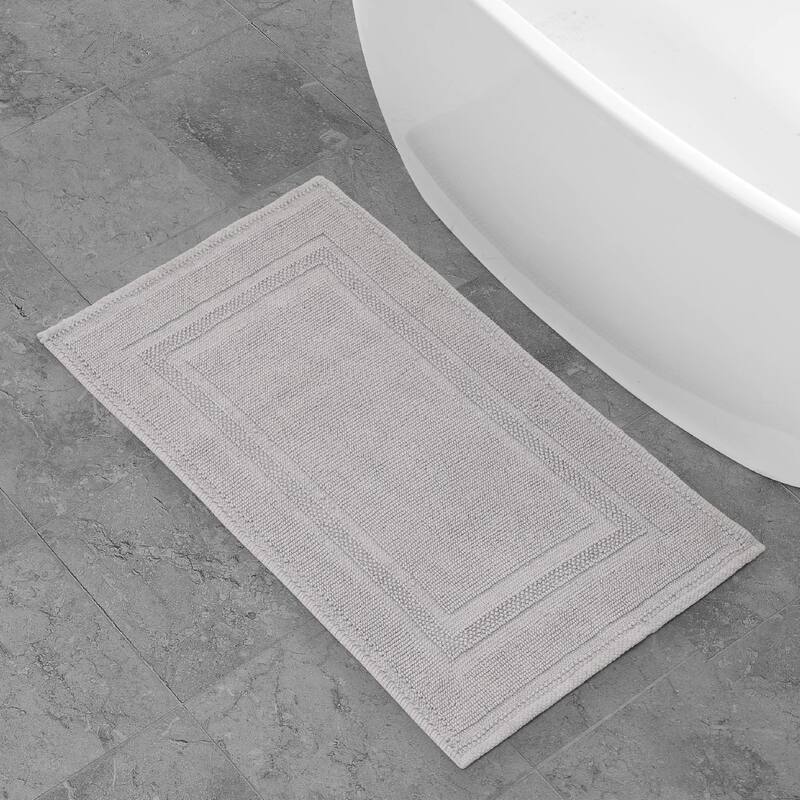 Jean Pierre Cotton Stonewash Racetrack 21 x 34 in. Bath Rug - Light grey