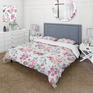 Covering Set Designart 'Vintage White And Pink Floral Pattern' Traditional Duvet ...