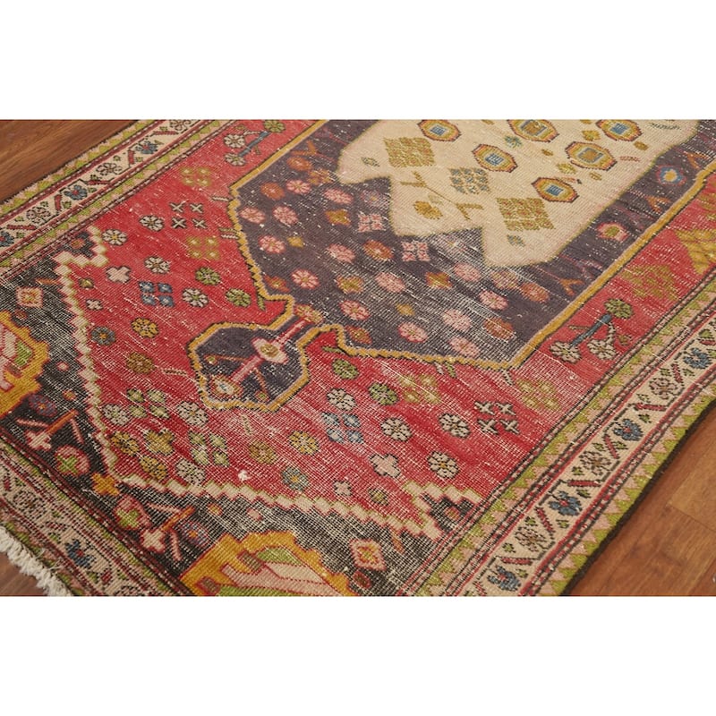 Shiraz Persian Area Rug Handmade Wool Carpet - 3'9" x 6'7"