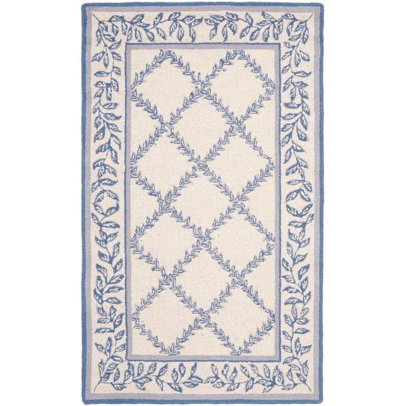 SAFAVIEH Handmade Chelsea Kimber Trellis French Country Wool Rug - 3'9" x 5'9" - Ivory/Light Blue - Rectangle
