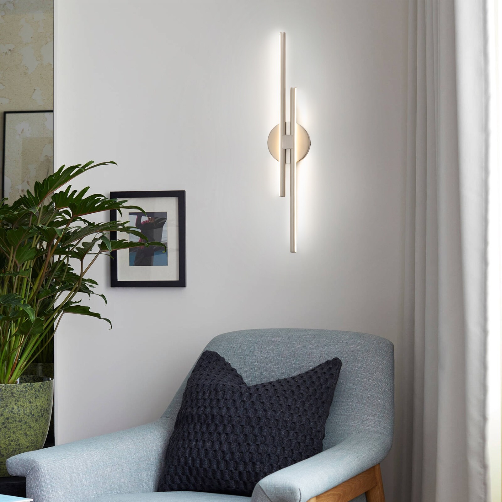 Linear led top vanity light