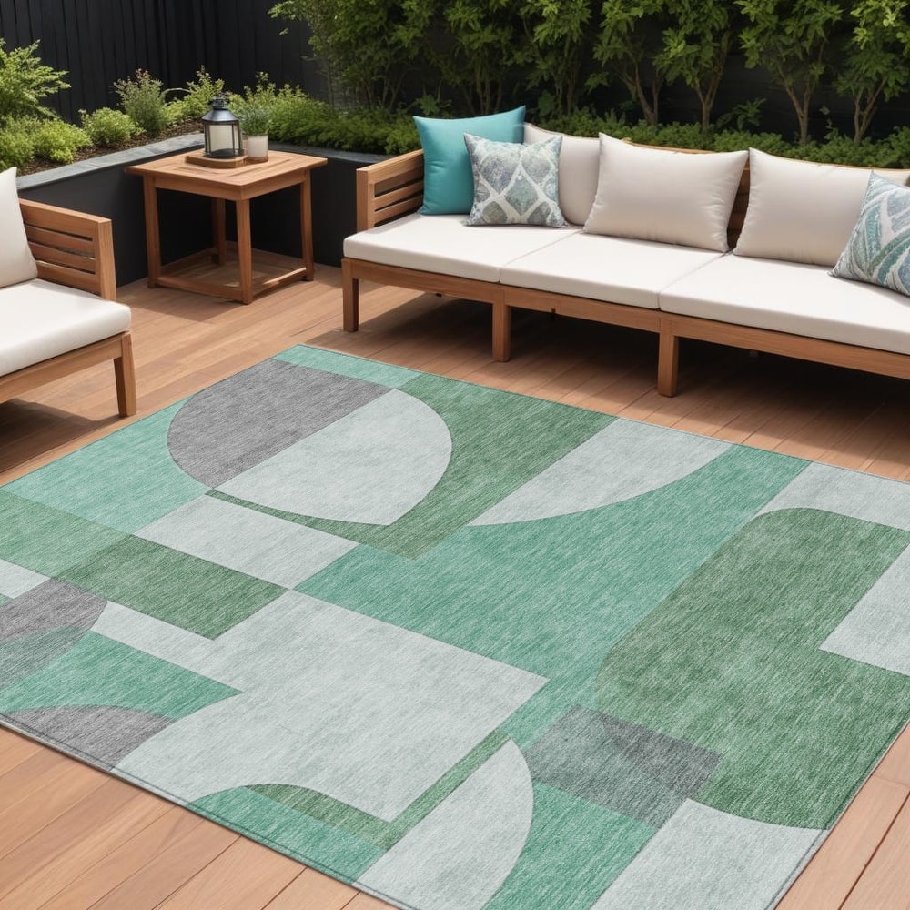 HomeRoots Geometric Modern Rectangle Outdoor Rug