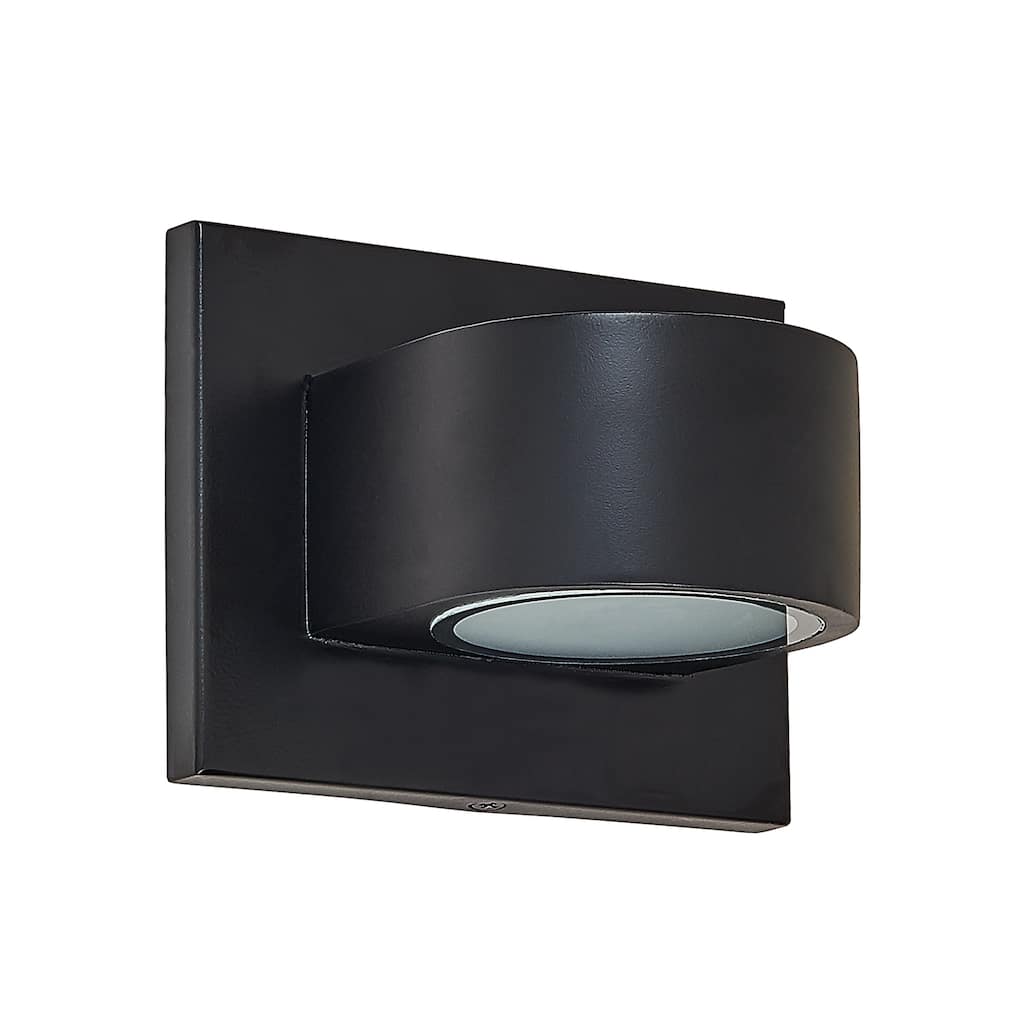 LED Round Shape outdoor wall light with black finish