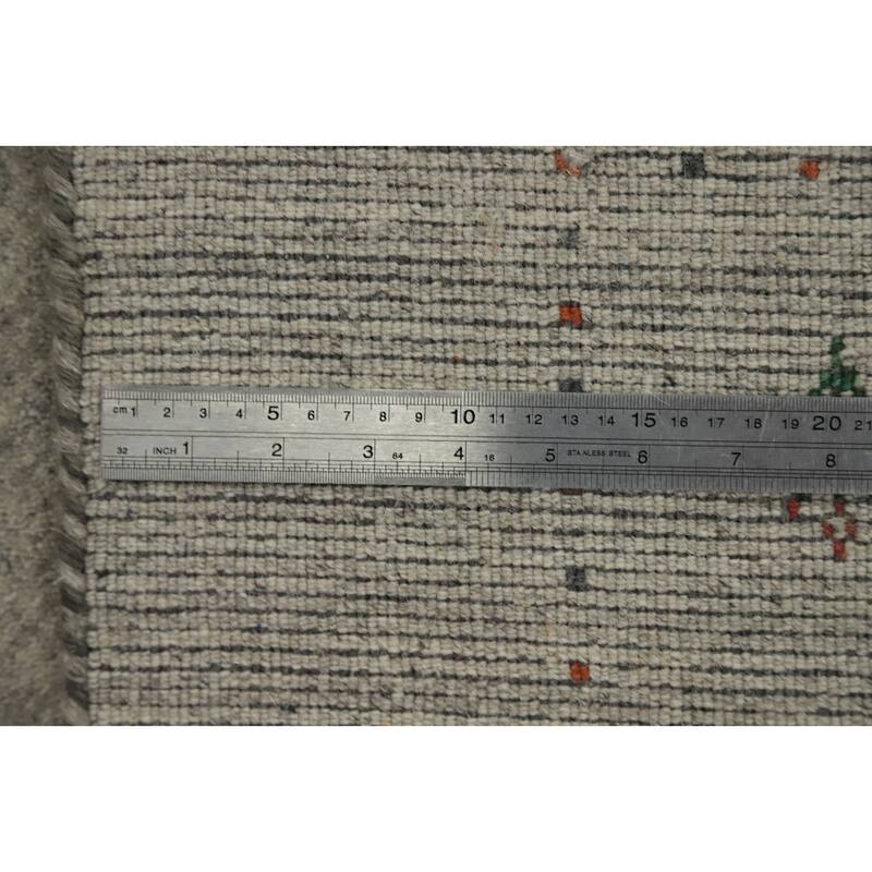 Hand Knotted Oriental 100% Wool Carpet Tribal Animal Pictorial Beige & Ivories Gabbeh Area Rug - 7' 10'' X 5' 0''