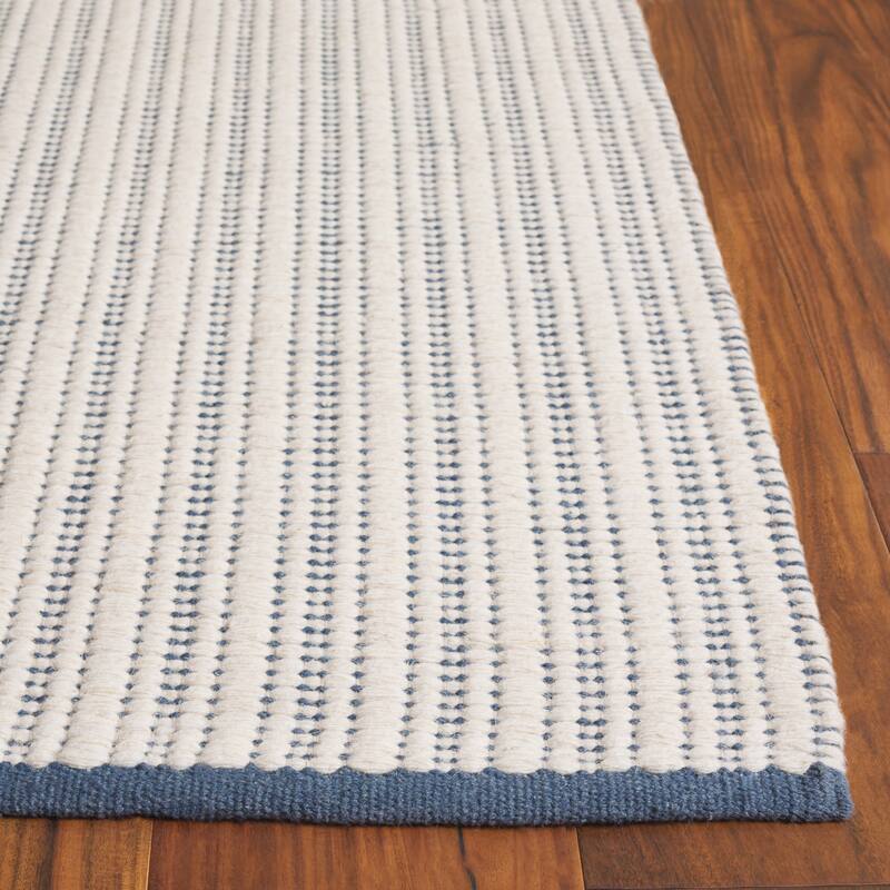 SAFAVIEH Handmade Vermont Muniba Wool & Cotton Rug