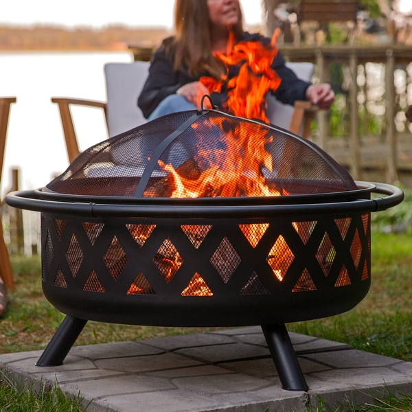 Sunnydaze Crossweave Wood-Burning Fire Pit with Spark Screen and