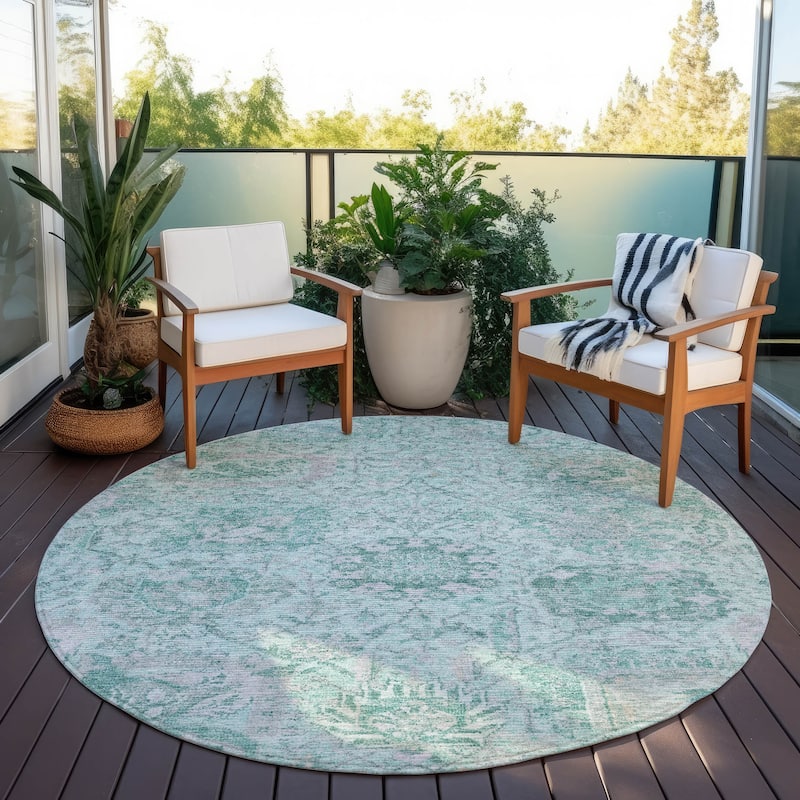 Machine Washable Indoor/ Outdoor Vintage Traditional Chantille Rug