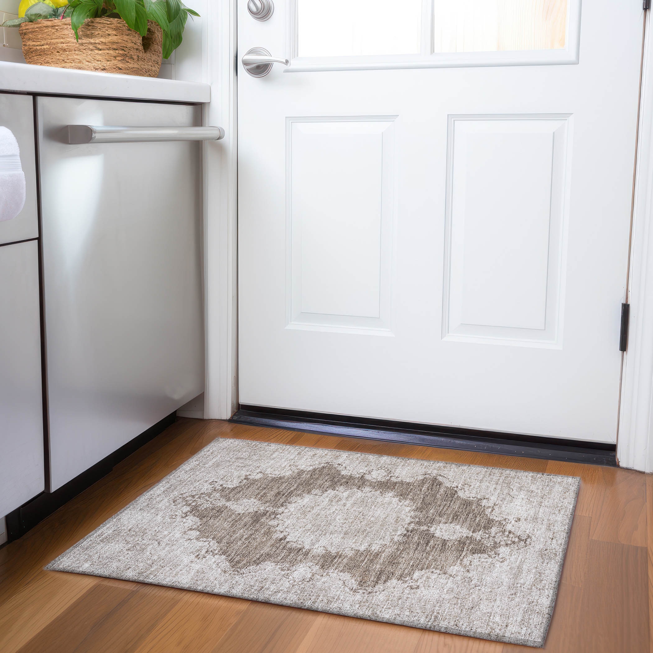 Premium Washable Super Soft Vintage Traditional Mayfield Rug - Brown - 1'8" x 2'6"