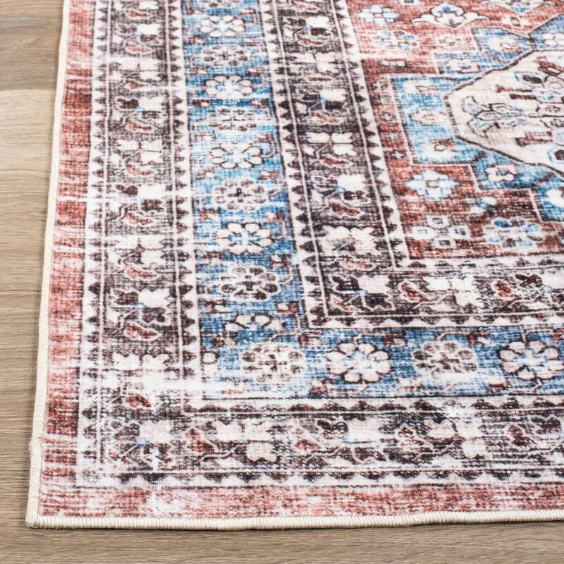 World Rug Gallery Distressed Traditional Machine Washable Area Rug