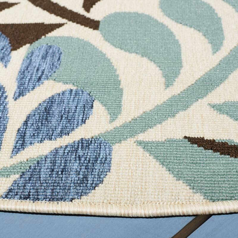 SAFAVIEH Veranda Donalda Indoor/ Outdoor Waterproof Patio Backyard Rug