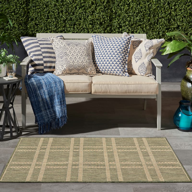 Nourison Horizon Indoor/Outdoor Geometric Area Rug - 3' x 5' - Green