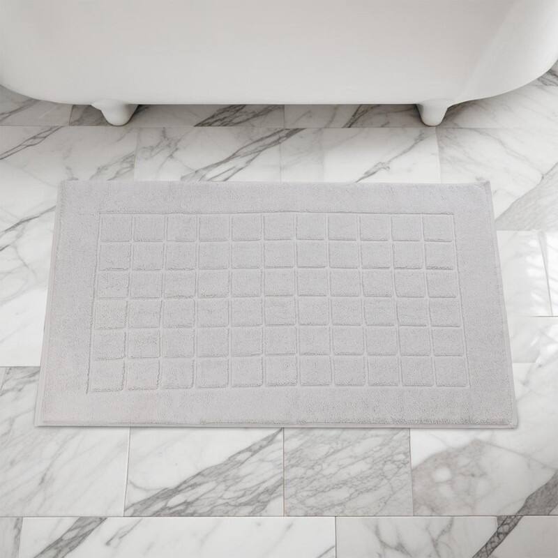 Blue Nile Mills 100% Cotton Terry Solid Absorbent Thick Checkered Washable Bath Mats, Set of 2 - Silver - 22"x 35"