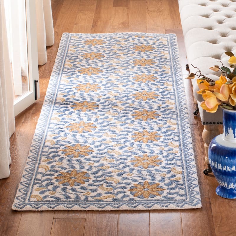 SAFAVIEH Handmade Chelsea Vermont French Country Wool Rug - 2'6" x 12' Runner - Ivory/Blue