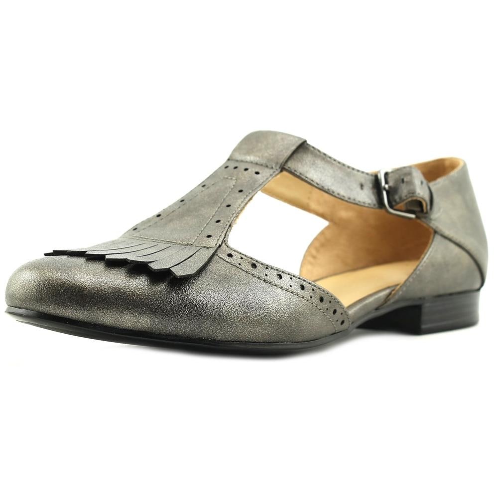 naturalizer red deer