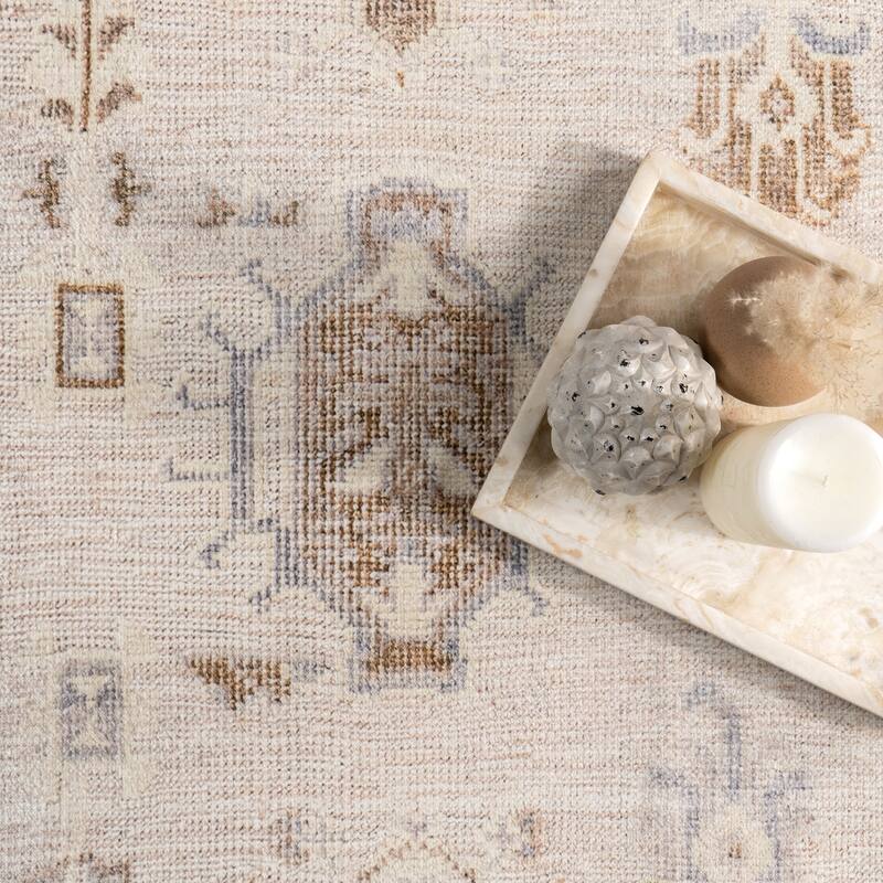 Nuloom Krystin SpinClean Distressed Machine Washable Area Rug