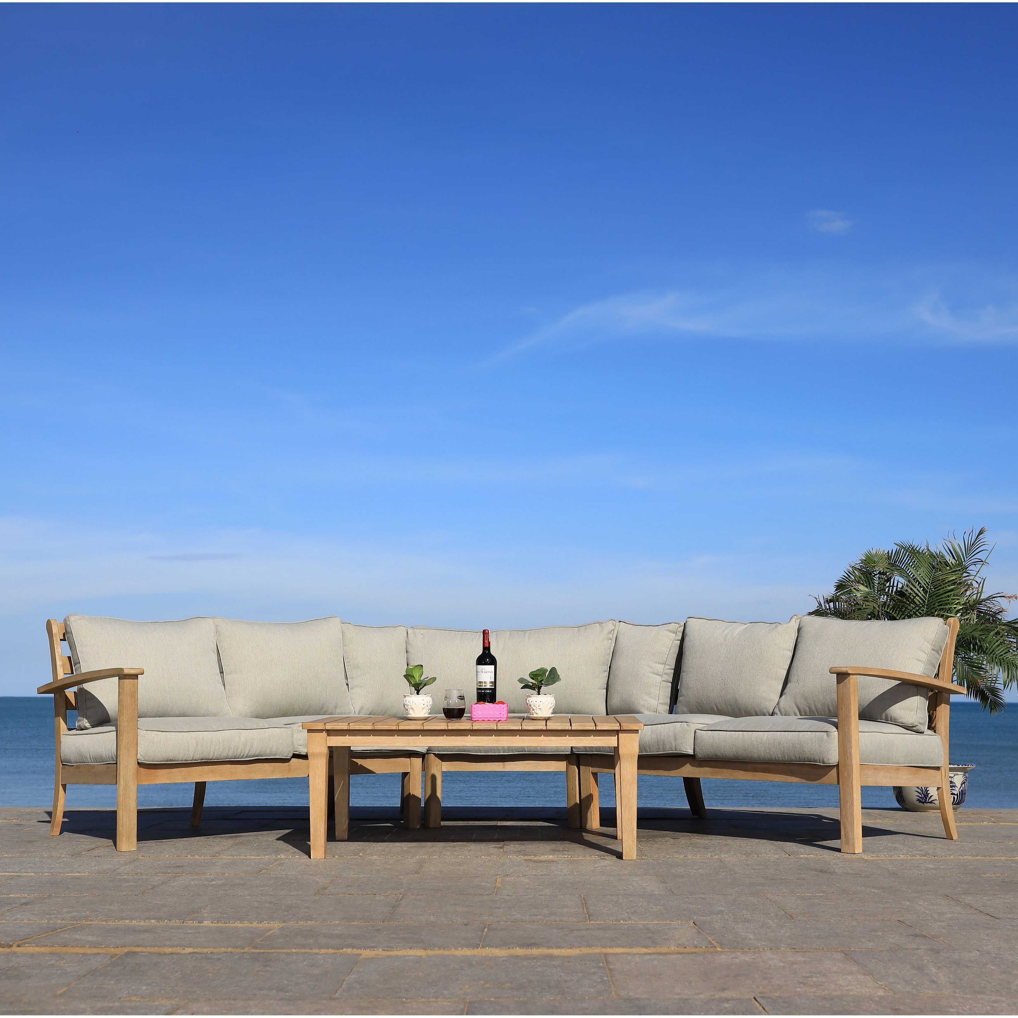 Safavieh outdoor couch sales