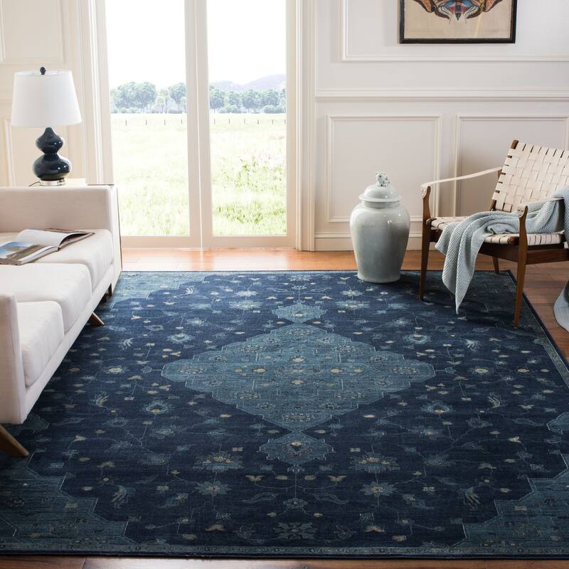 SAFAVIEH Vintage Ilsefriede Oriental Viscose Rug